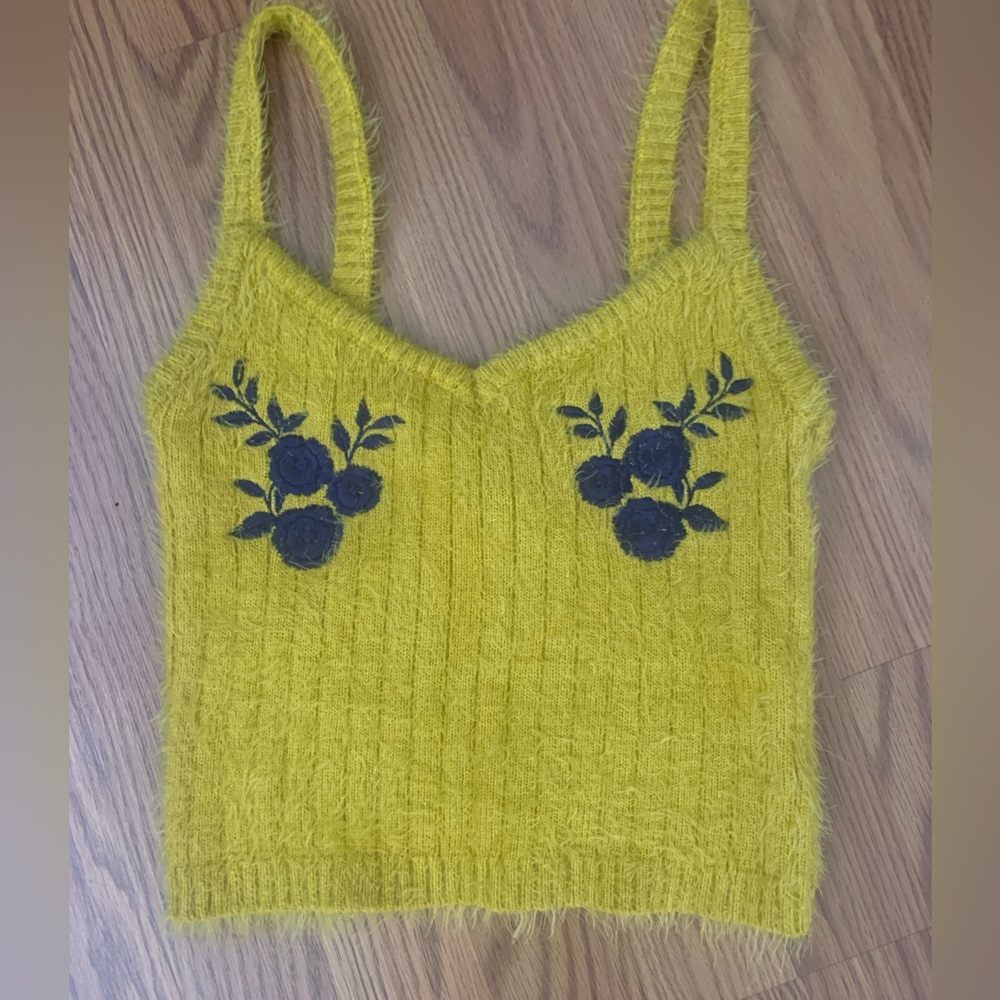 Retro fuzzy yellow tank top
